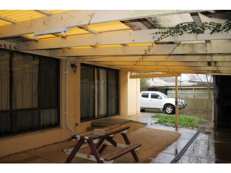 50 Farrell Flat Road, Clare SA 5453