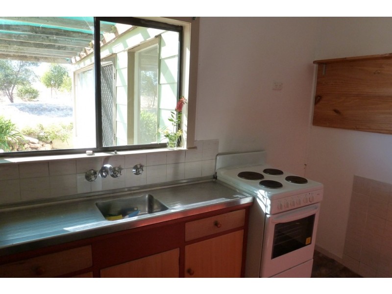 150 Basham Road, Clare SA 5453