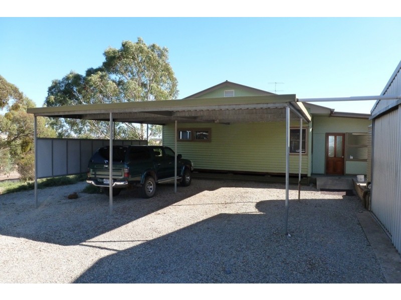 150 Basham Road, Clare SA 5453