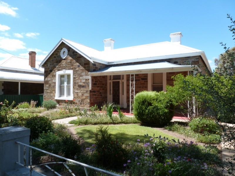 13 CHAPEL STREET, Burra SA 5417