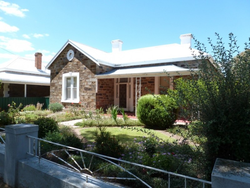 13 CHAPEL STREET, Burra SA 5417