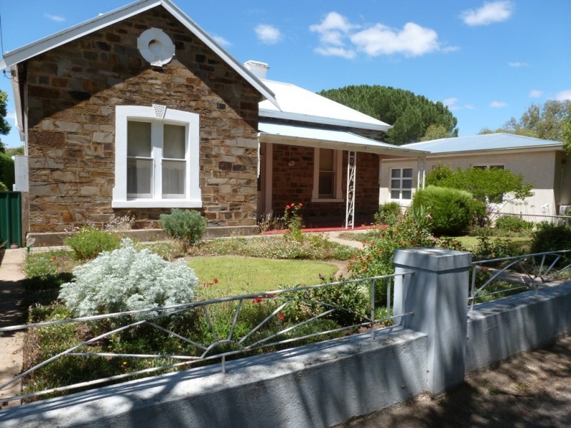 13 CHAPEL STREET, Burra SA 5417