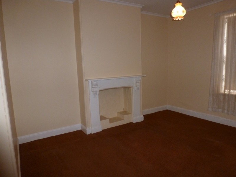 13 CHAPEL STREET, Burra SA 5417