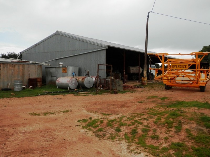 * 1193.91ha Catfords 2950.74acs, Tarcowie SA 5431