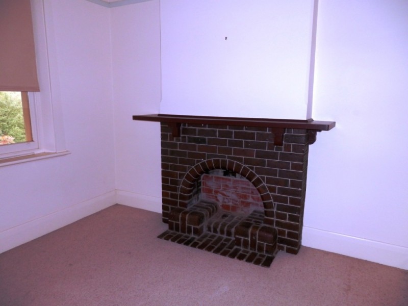 1 Lelante Street, Burra SA 5417