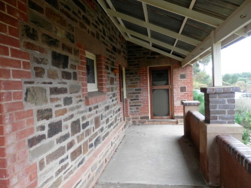 1 Lelante Street, Burra SA 5417