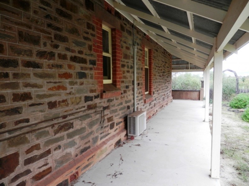 1 Lelante Street, Burra SA 5417