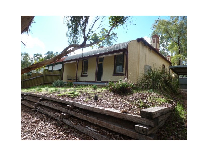 Unit 4 / 13 Warenda Rd, Clare SA 5453