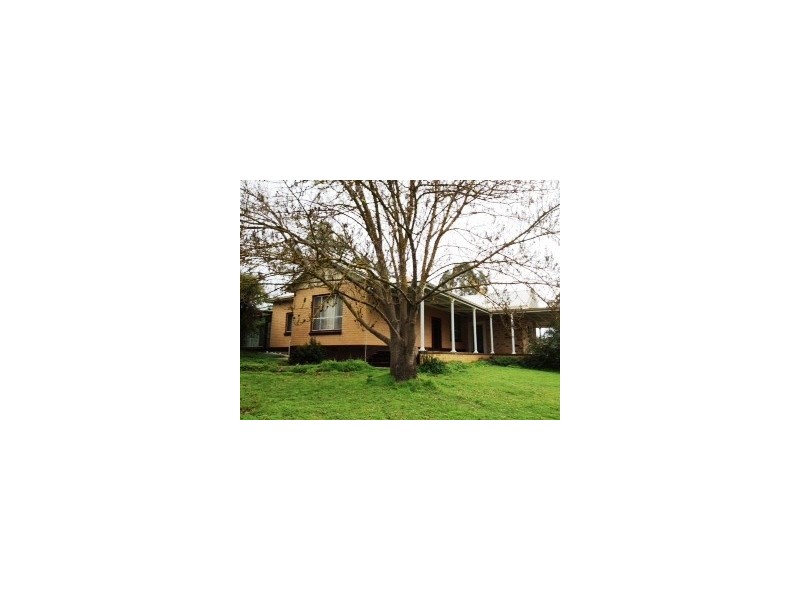 * “Willow Glen”, Manoora SA 5414