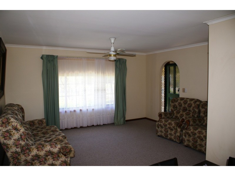 3 McKinnon Park, Clare SA 5453