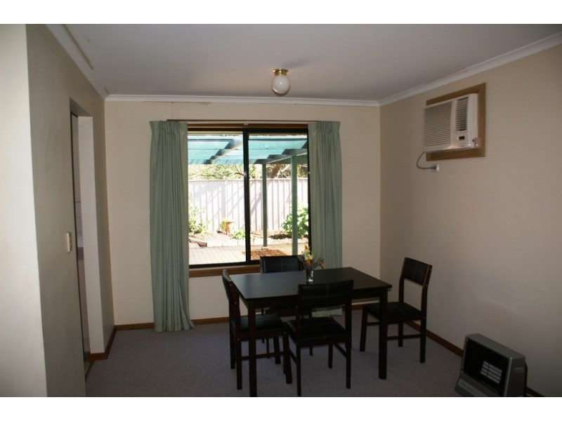 3 McKinnon Park, Clare SA 5453