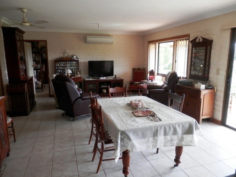 16 Hartley Road, Clare SA 5453