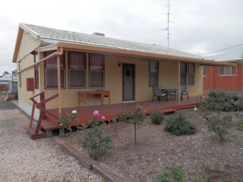 37 South Terrace, Blyth SA 5462