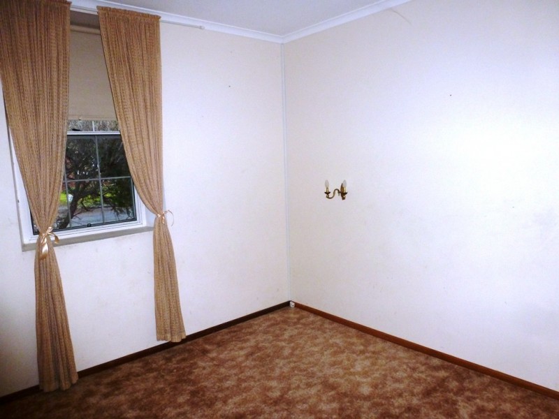17a Jonathon Street, Clare SA 5453