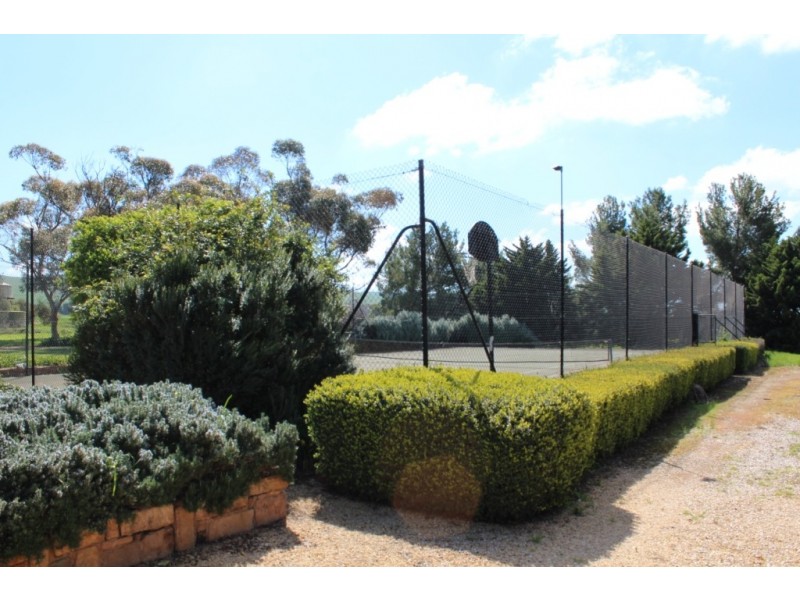 * 5.71ha “Stud Park” 14.11acs, Burra SA 5417