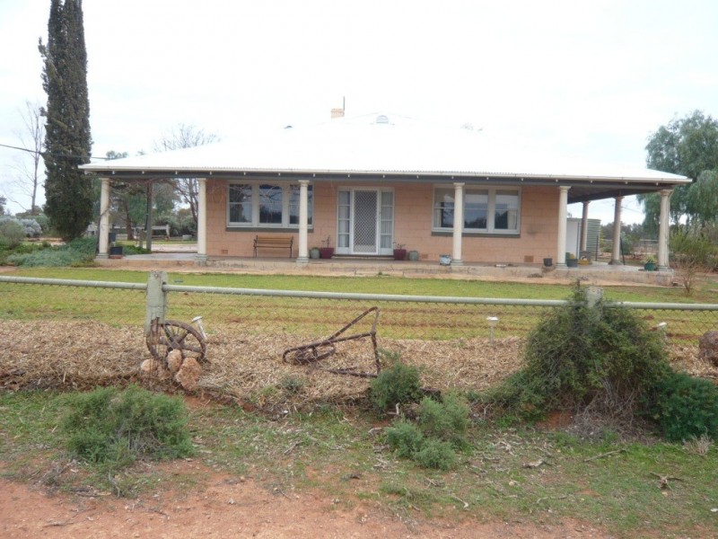 * 101,000ha Pine Valley Station 1,010km2, Burra SA 5417