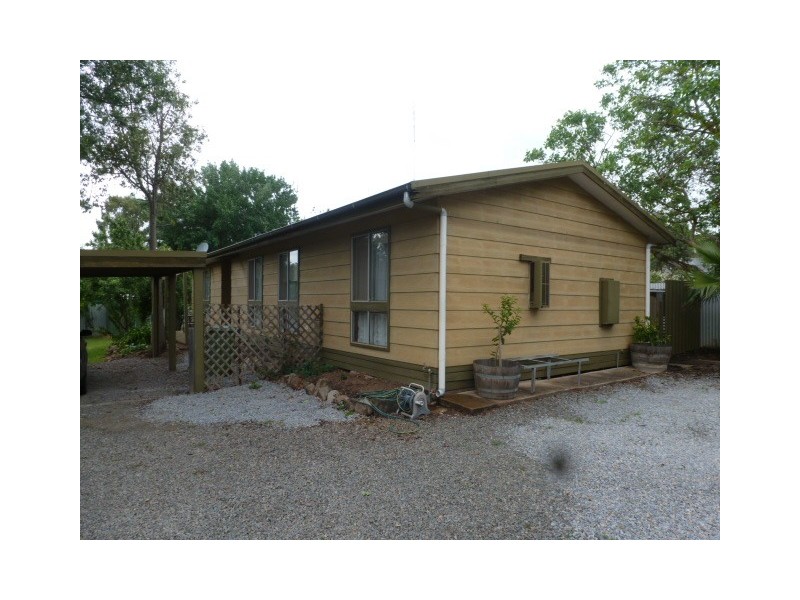 1 ARTHUR STREET, Clare SA 5453