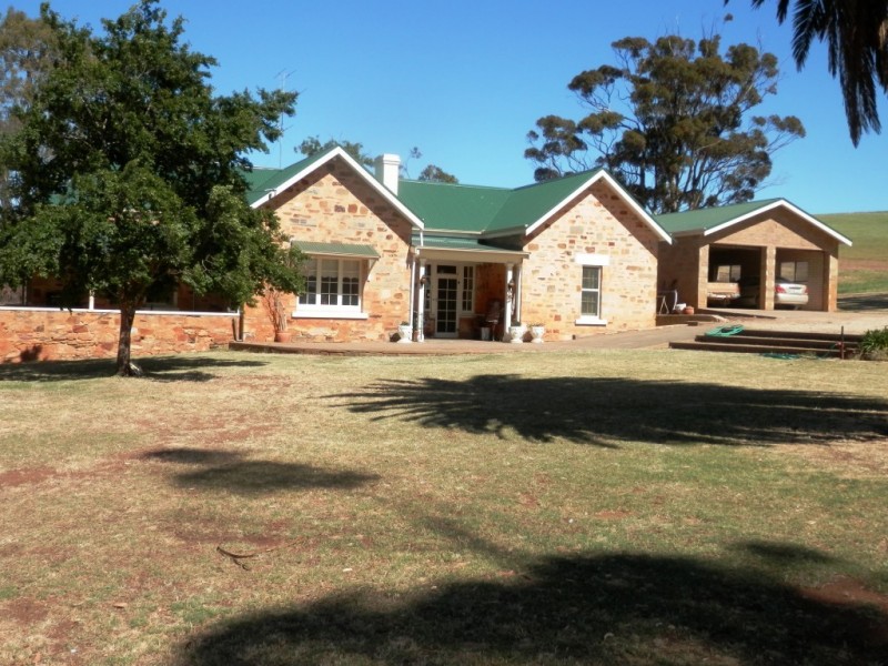 * 342.74ha Holm Hill 847acs, Manoora SA 5414