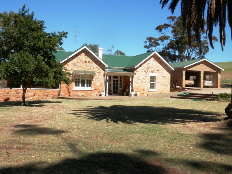 * 342.74ha Holm Hill 847acs, Manoora SA 5414