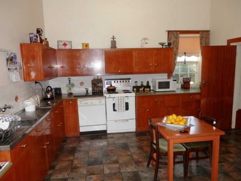* 342.74ha Holm Hill 847acs, Manoora SA 5414