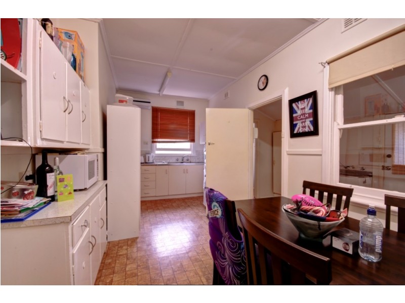 15 Kelly Street, Clare SA 5453