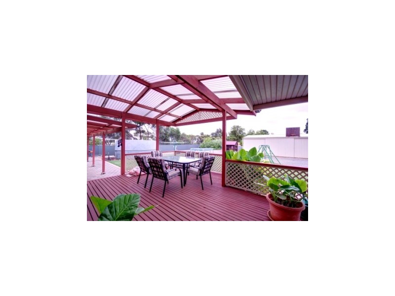 17 Moore Street, Blyth SA 5462