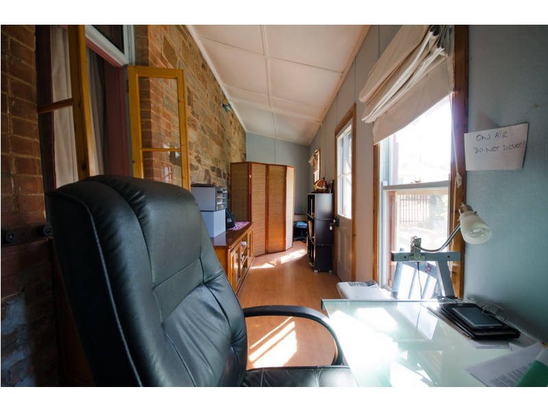 19 Queen Street, Burra SA 5417