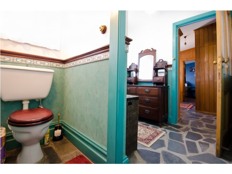 19 Queen Street, Burra SA 5417