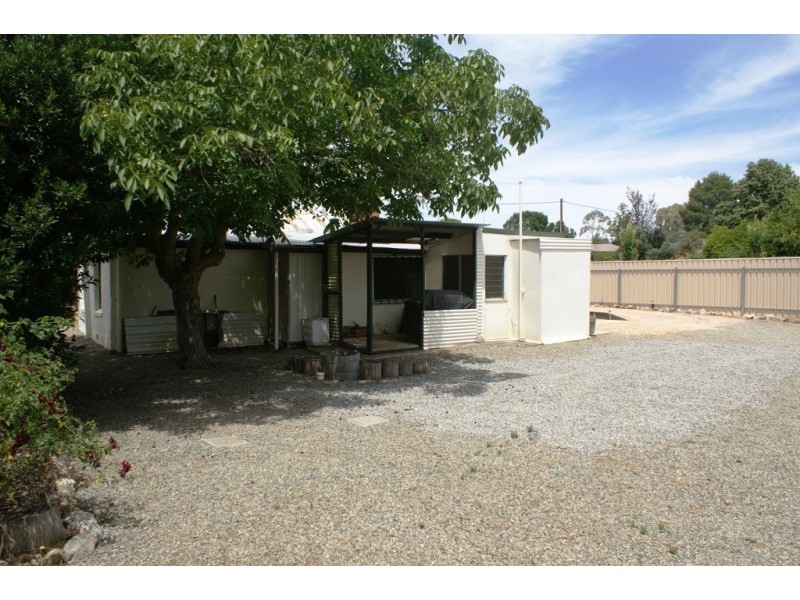14a Guilford Street, Clare SA 5453
