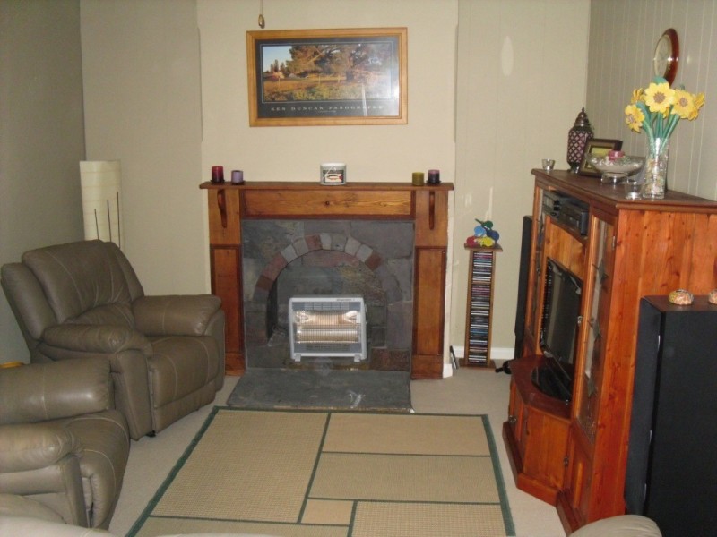 14a Guilford Street, Clare SA 5453