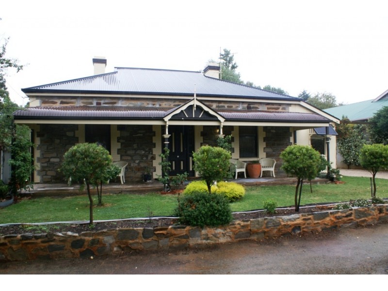 20 THAMES STREET, Burra SA 5417