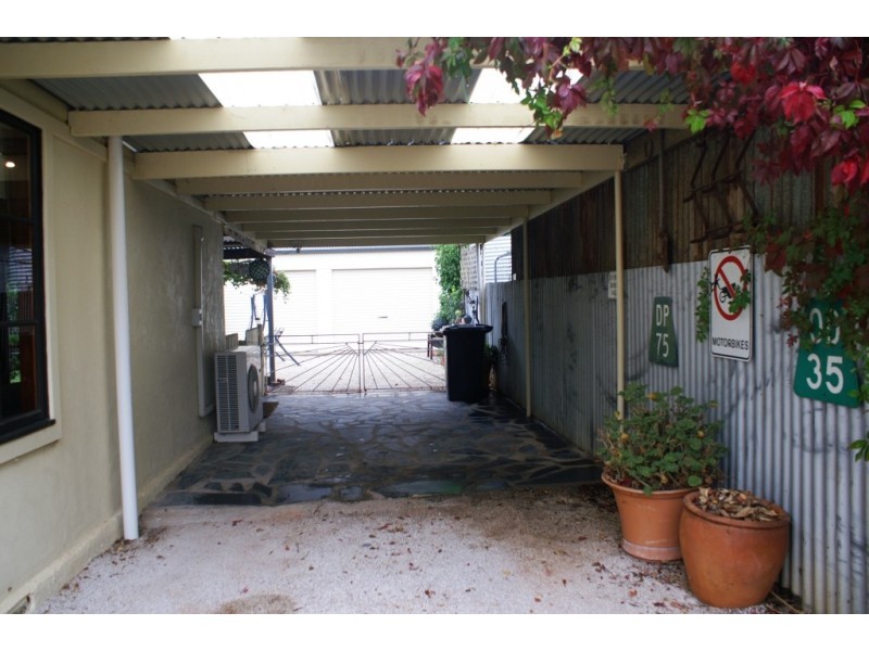 20 THAMES STREET, Burra SA 5417