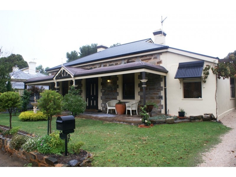 20 THAMES STREET, Burra SA 5417