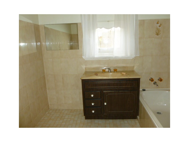 25 King Edward Terrace, Jamestown SA 5491