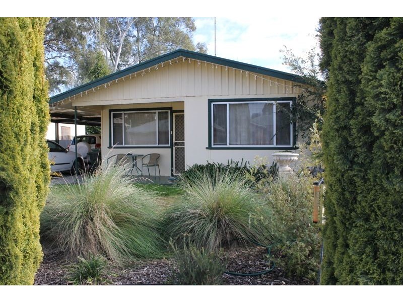 23 Gleeson Street, Clare SA 5453