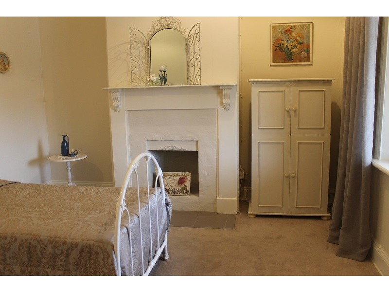 10 Masters Street, Riverton SA 5412