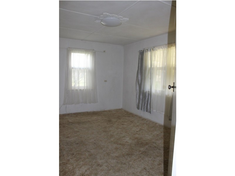 121 Main North Road, Clare SA 5453