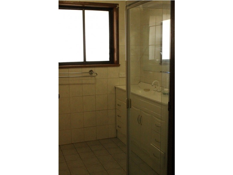 2 Paradise Street, Burra SA 5417