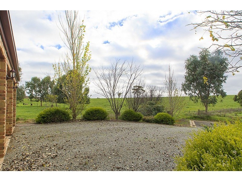 9 Bleechmore Street, Auburn SA 5451