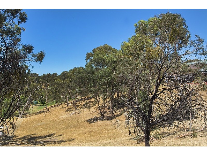 39 Jarman Crescent, Clare SA 5453