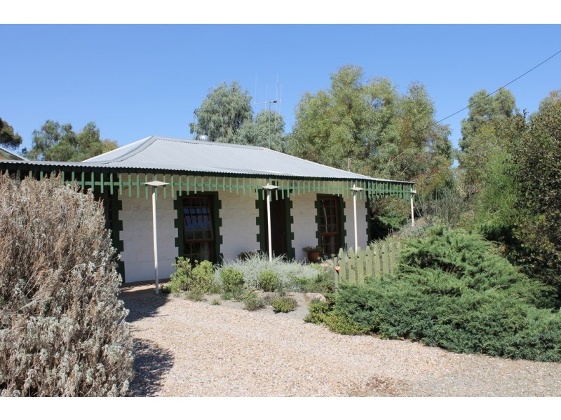 26 Broughton Road, Yacka SA 5470