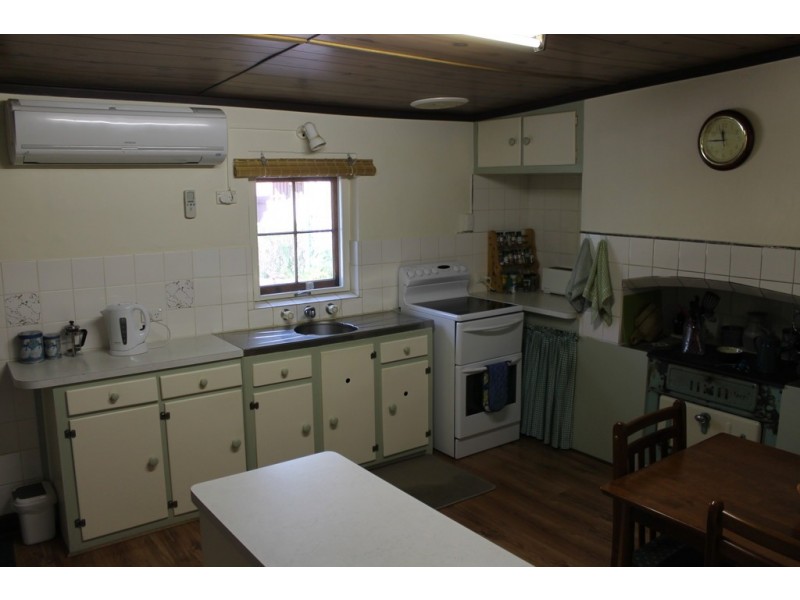 26 Broughton Road, Yacka SA 5470