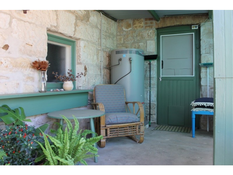 26 Broughton Road, Yacka SA 5470