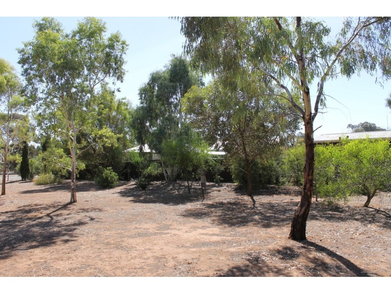 26 Broughton Road, Yacka SA 5470