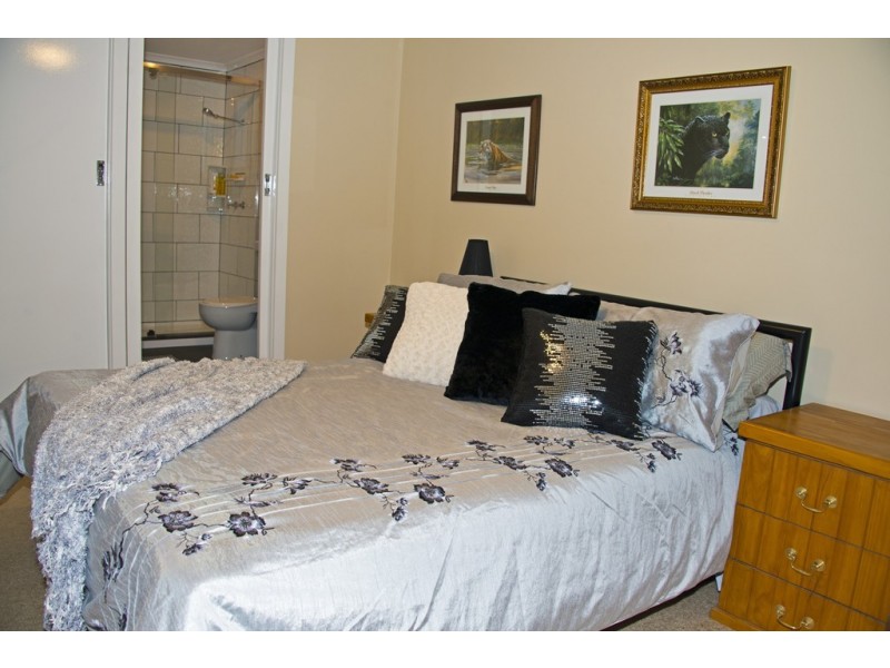 2 Staveley Street, Farrell Flat SA 5416