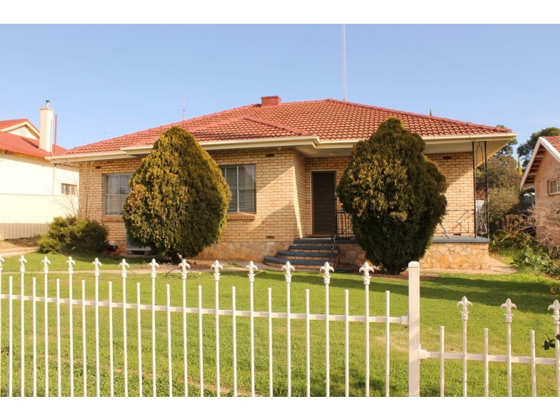 28 King Street, Clare SA 5453