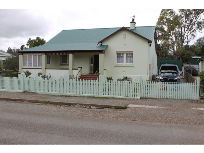 5 Smelts Road, Burra SA 5417