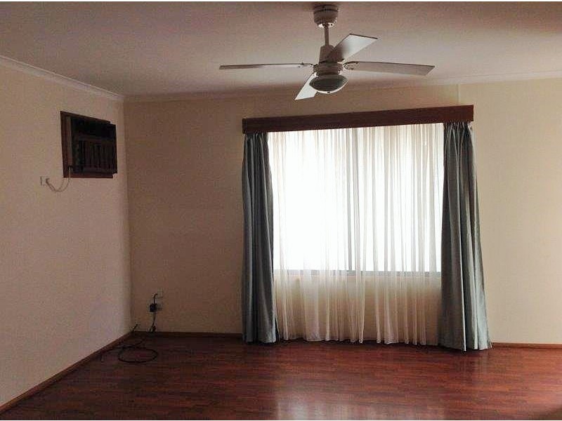 15 Geddes Avenue, Clare SA 5453