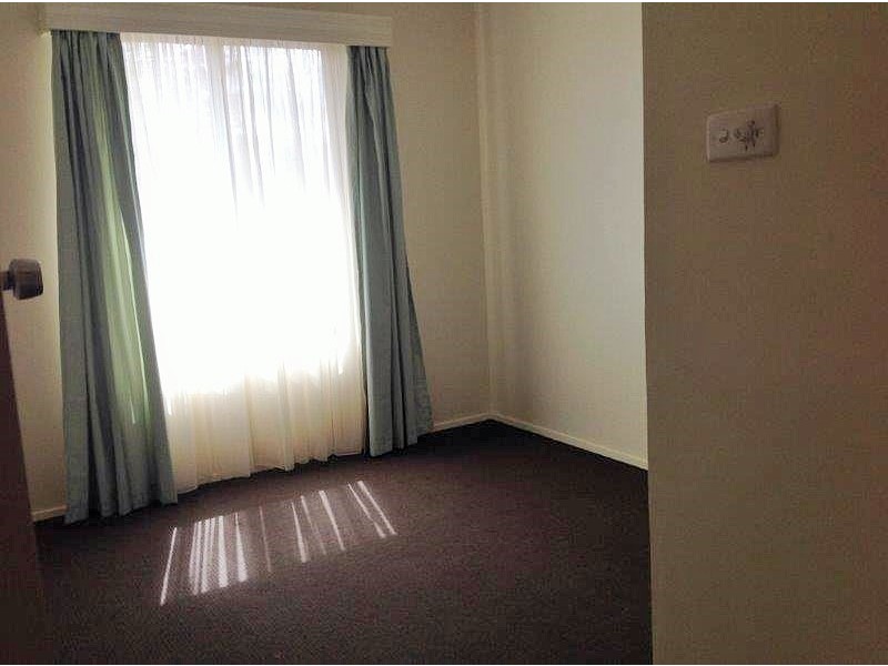 15 Geddes Avenue, Clare SA 5453