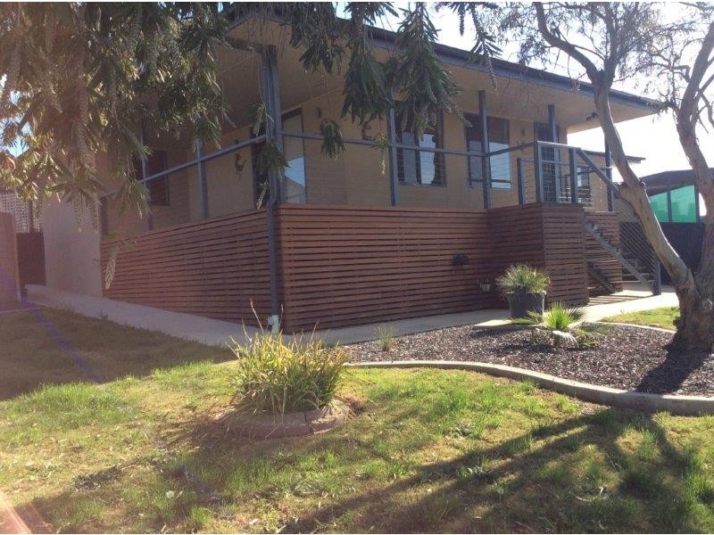 8 Newton Long Drive, Clare SA 5453